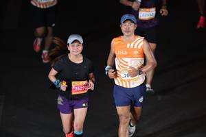 BIB: 262902
                            <button type="button" onclick="openModal(22999639)" class="btn btn-primary btn-sm float-right btn-popup" data-toggle="modal" data-target=".modal-high-quality">
                        <i class="fas fa-shopping-cart"></i> Add to Cart
                    </button>
                                            <button type="button" onclick="isThisMe(22999639, true)" class="btn btn-success btn-sm float-right btn-popup btn-isme hidden" data-toggle="tooltip" data-placement="bottom" title="นี่คือรูปของคุณใช่ไหม คลิกที่นี่เพื่อเอาเข้าอัลบั้ม">
                        <i class="fas fa-plus"></i> Add to album
                    </button>
                    <button type="button" onclick="isThisMe(22999639, false)" class="btn btn-warning btn-sm float-right btn-popup btn-isnotme hidden">
                        <i class="fas fa-ban"></i> Remove from album
                    </button>